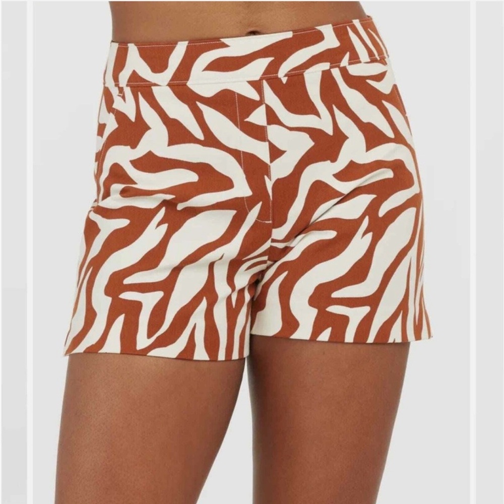 SPANX High-Waist Zebra-Print pull on Shorts in Rust and White